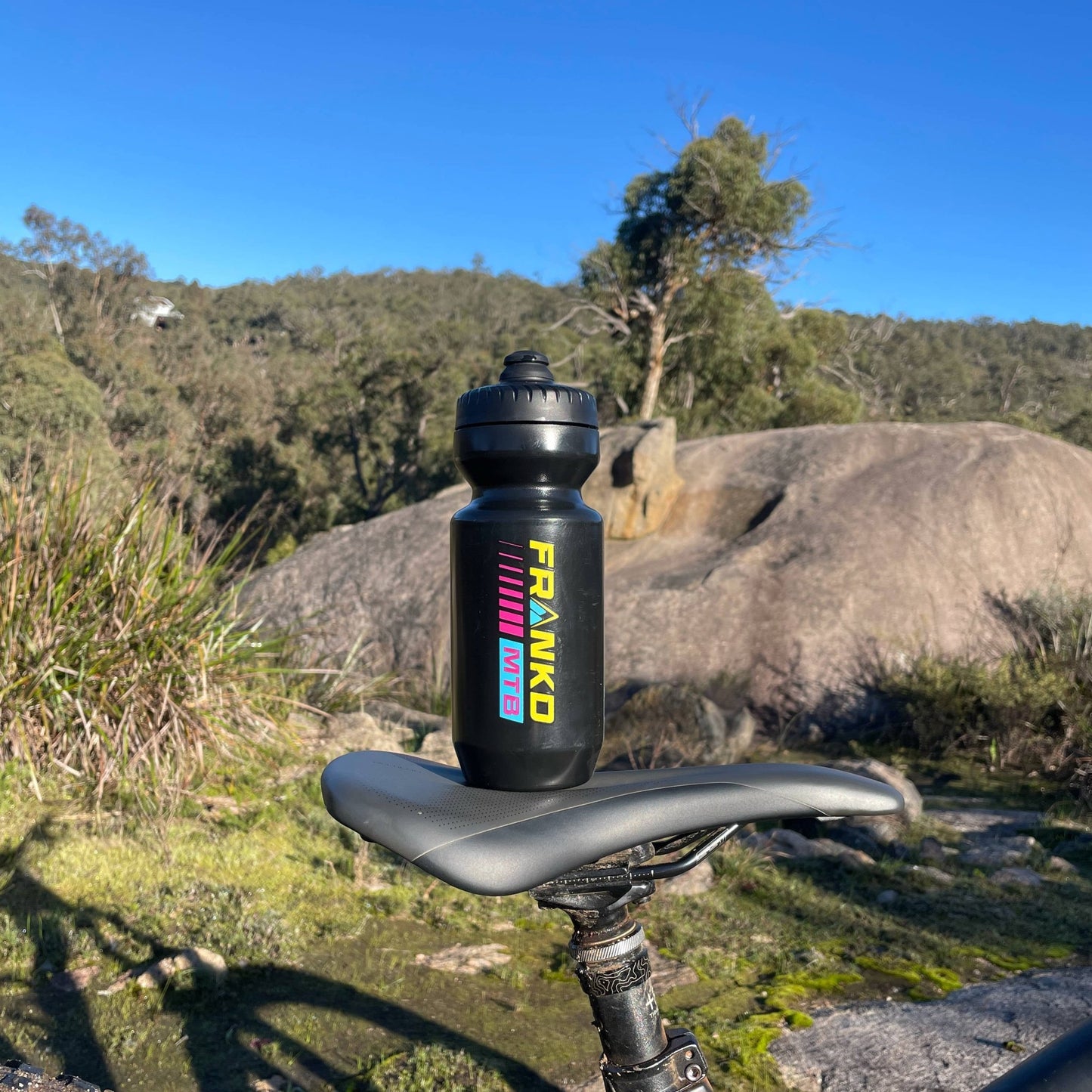 Premium Frankd Bottle - 650ml - Frankd MTB Apparel