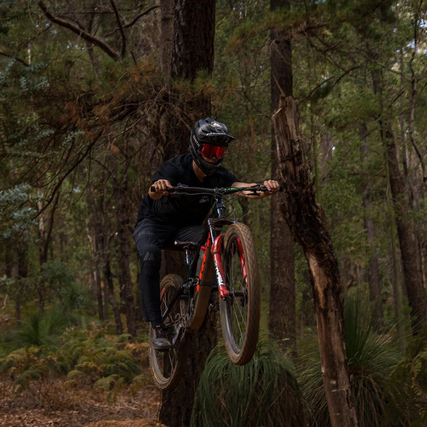 Sunrise Tee - Black - Frankd MTB Apparel