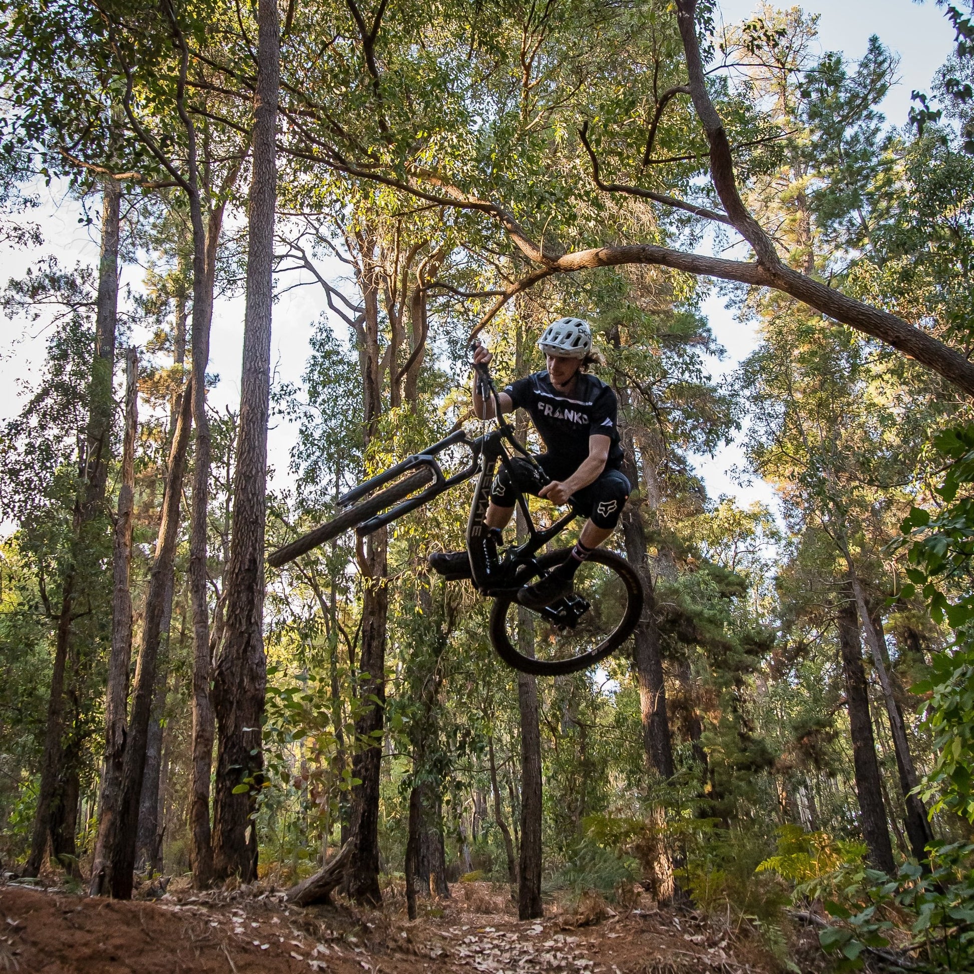 The Monochrome Jersey - AirTech - Frankd MTB Apparel