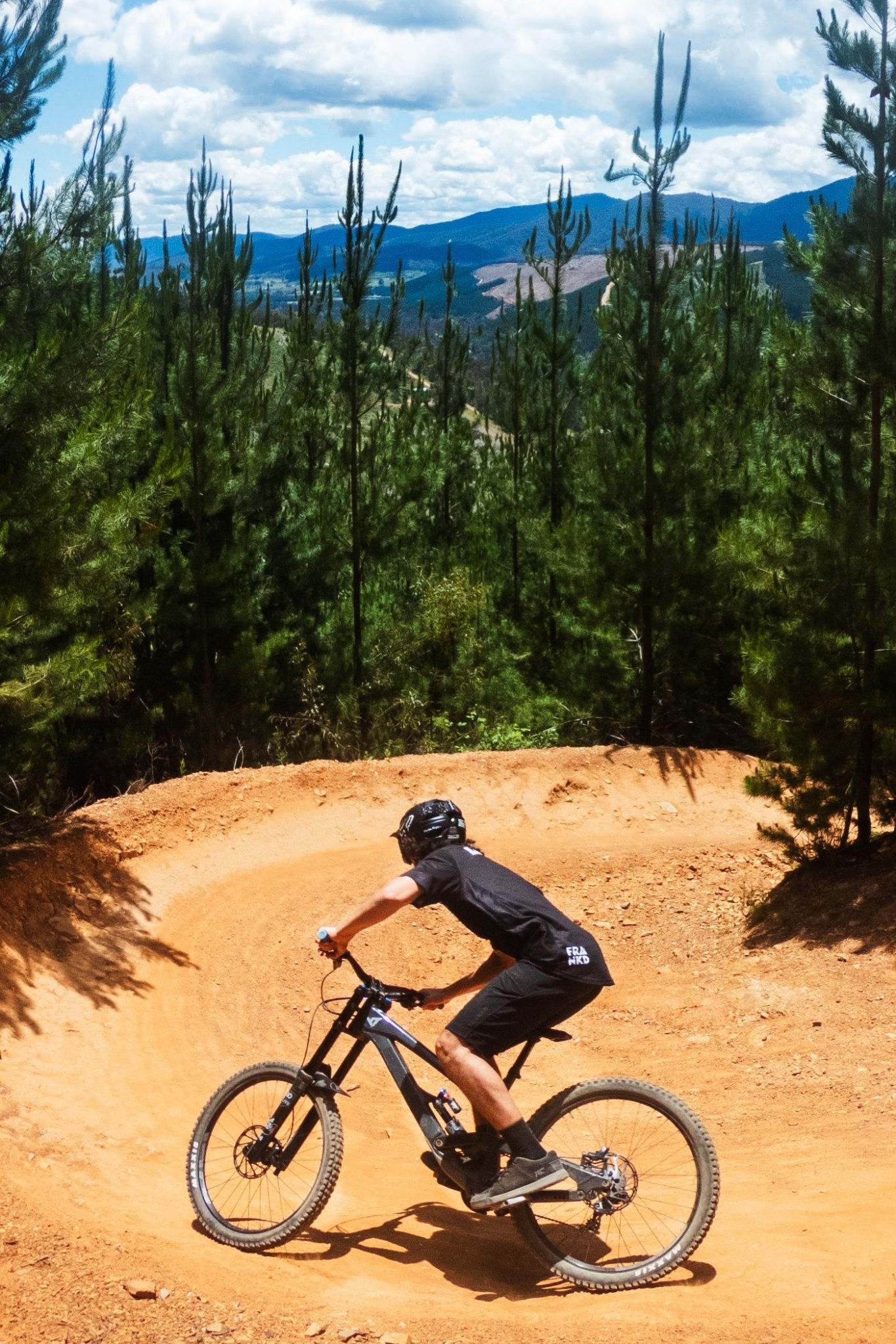 The Staple Jersey Black - AirTech - Frankd MTB Apparel