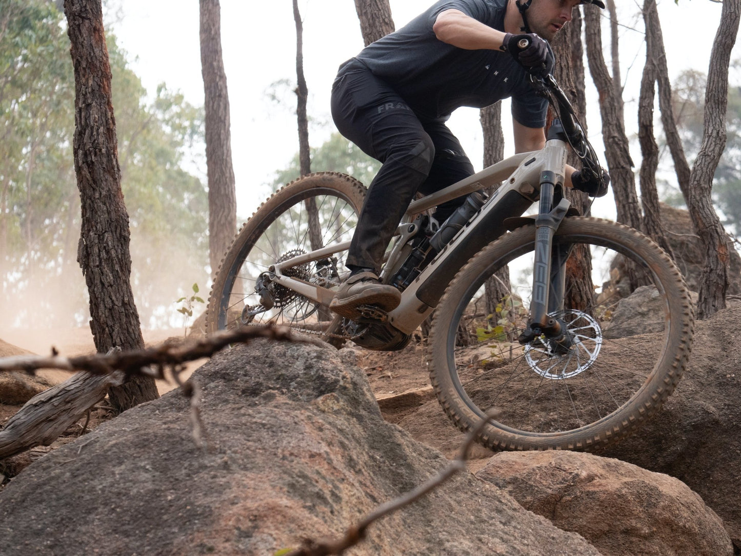Wordmark Tech Tee Charcoal - Frankd MTB Apparel