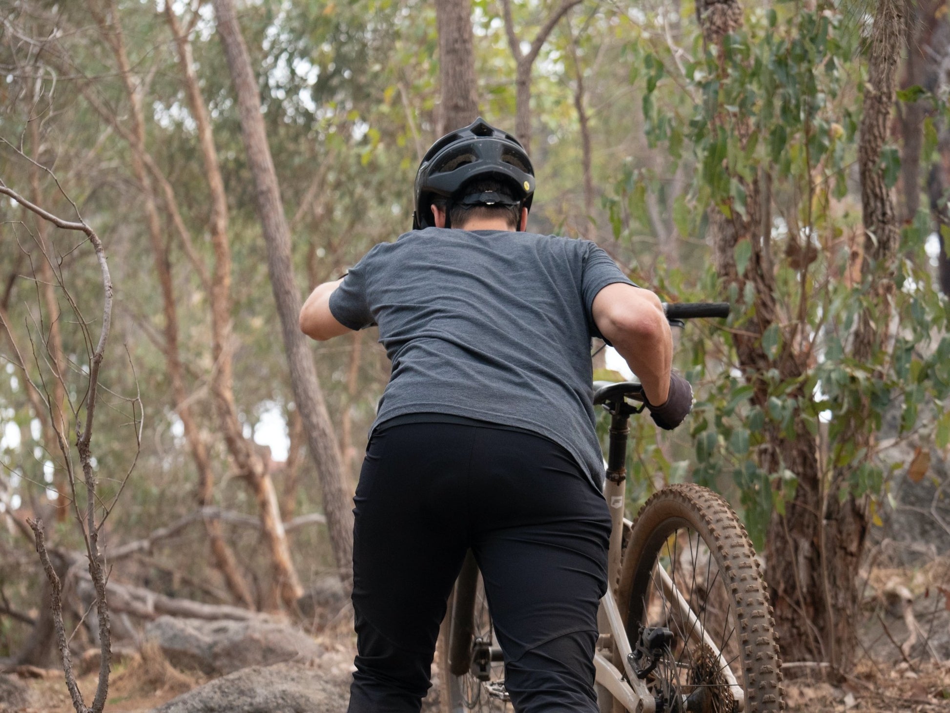 Wordmark Tech Tee Charcoal - Frankd MTB Apparel